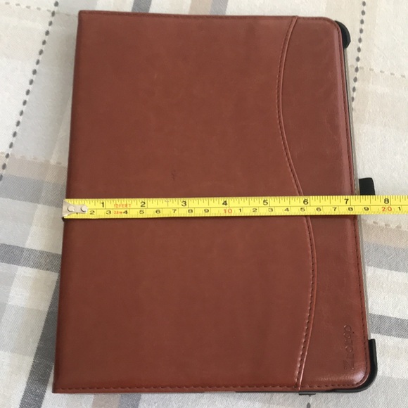 Brown iPad case - Picture 8 of 9